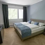 Miete 2 Schlafzimmer wohnung von 753 m² in Essen