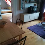 Rent 5 bedroom apartment of 95 m² in Stade