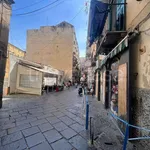 Rent 1 bedroom apartment of 25 m² in Napoli