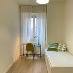 Rent 3 bedroom apartment of 90 m² in Milan