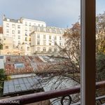 Appartement de 270 m² avec 1 chambre(s) en location à Paris