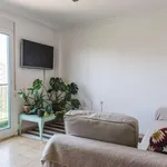 Rent a room of 90 m² in valencia