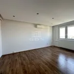 Rent 1 bedroom apartment of 45 m² in Székesfehérvár