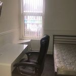 Rent 8 bedroom house in Wales