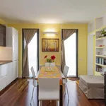 Rent 1 bedroom apartment of 45 m² in Milan