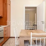 Rent 4 bedroom apartment of 93 m² in Pella