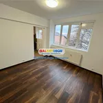 Rent 3 bedroom apartment of 65 m² in Ploiești