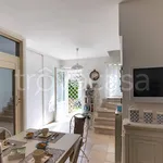 Affitto 4 camera casa di 80 m² in Forte dei Marmi