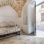 Rent 2 bedroom apartment of 92 m² in Lecce