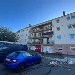 Rent 3 bedroom flat in Glasgow