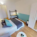 Rent a room of 90 m² in Lyon