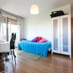 Rent 5 bedroom apartment in Porto