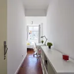 Rent a room in lisbon