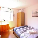 Rent 5 bedroom apartment in Lisbon