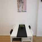 Rent 2 bedroom apartment of 70 m² in Dusseldorf