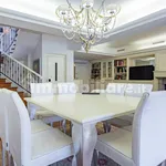 Rent 5 bedroom house of 512 m² in Rome