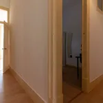 Rent a room in lisbon