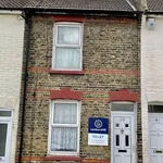 Property to rent in Gordon Road, Chatham ME4