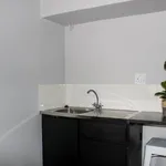 Rent 1 bedroom apartment in Johannesburg