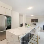 Rent 5 bedroom apartment in Wellington North (Arthur)