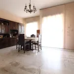 Rent 3 bedroom apartment of 110 m² in Casagiove