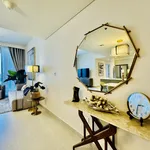 Rent 4 bedroom apartment of 144 m² in Dubai