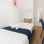 Rent 4 bedroom apartment in Lisbon