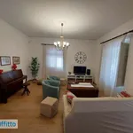 Rent 4 bedroom house of 219 m² in Palermo