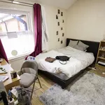 Rent 5 bedroom flat in West Midlands