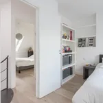 Rent 3 bedroom apartment of 87 m² in Paris