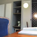 Rent a room of 350 m² in San Sebastián