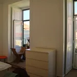 Rent 2 bedroom apartment of 75 m² in Lisbon