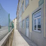 Rent 3 bedroom apartment of 57 m² in Porto