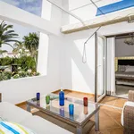 Rent 4 bedroom house of 380 m² in Puerto Banús