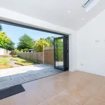 Rent 3 bedroom house in Rushmoor