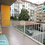 Affitto 5 camera appartamento di 140 m² in Turin