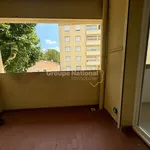 Appartement de 61 m² avec 3 chambre(s) en location à ArlesT