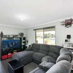 Rent 5 bedroom house in Caboolture