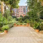 Rent 2 bedroom apartment of 93 m² in rome