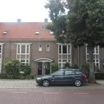 Rent 6 bedroom house of 140 m² in Tuindorp