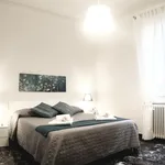 Rent 3 bedroom apartment of 120 m² in florence