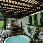 Rent 6 bedroom house of 900 m² in Bangkok