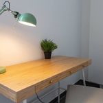 Appartement de 350 m² avec 1 chambre(s) en location à Marseille