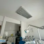 Affitto 3 camera appartamento di 64 m² in Genoa