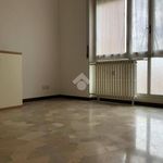 Affitto 1 camera appartamento di 50 m² in Monza