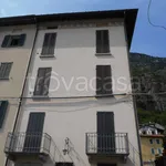 Affitto 2 camera appartamento di 70 m² in Oliveto Lario