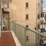 Affitto 4 camera appartamento di 130 m² in Palermo