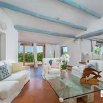 Rent 7 bedroom house of 350 m² in Arzachena