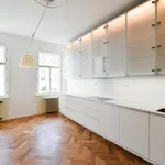 Rent 5 bedroom apartment of 180 m² in Prague