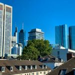 Rent a room of 80 m² in Frankfurt am Main